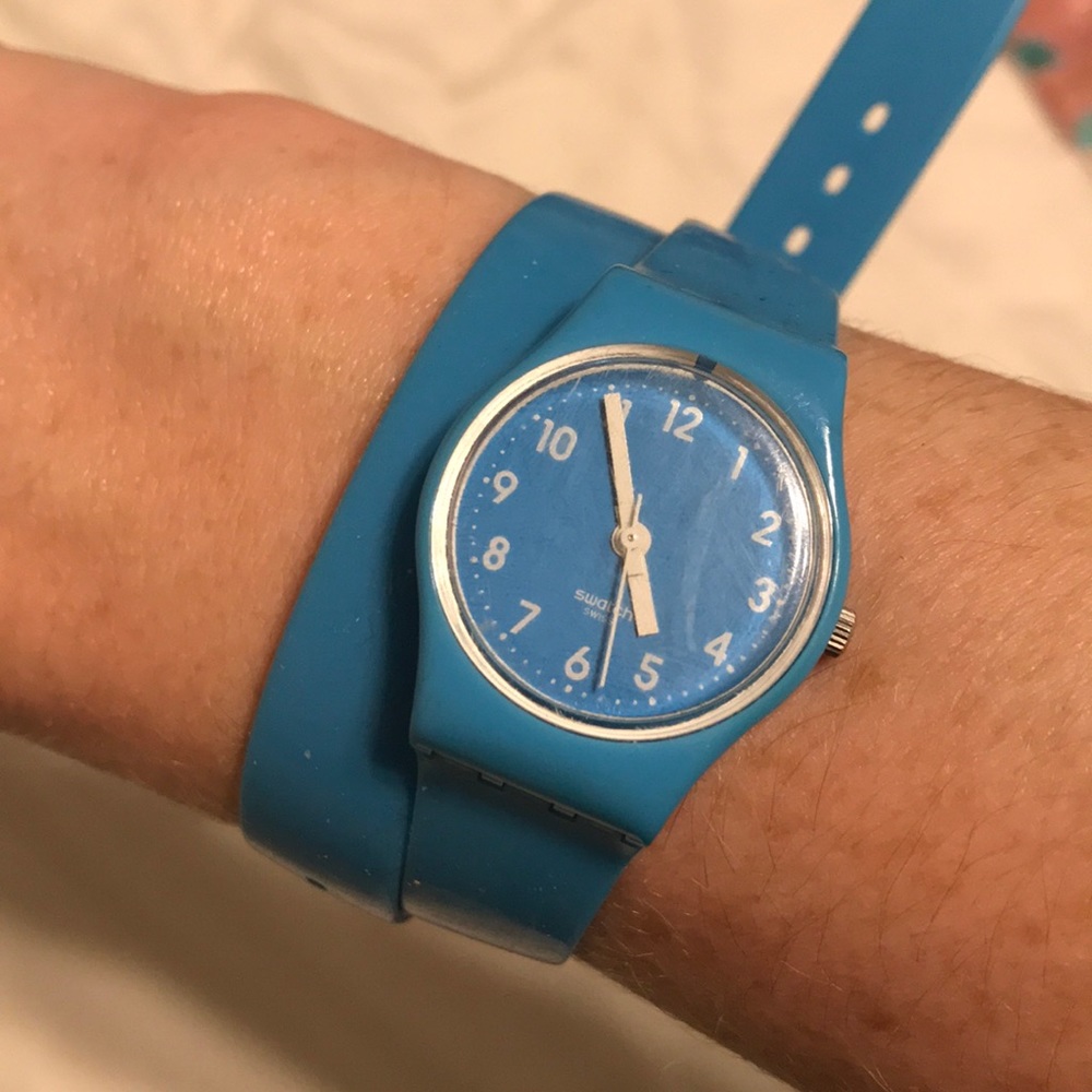 Blue wraparound Swatch